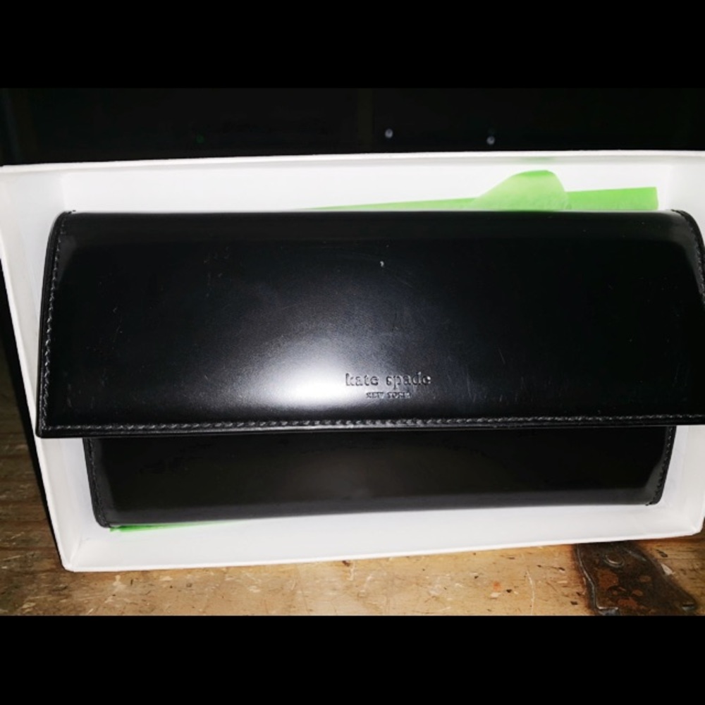 Kate Spade wallet - Picture 7 of 7